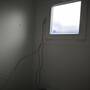 kabel_fuer_den_freifunkstock_tm_durch_die_fensterdichtung_des_freifunkklo_s_tm_gelegt.jpg
